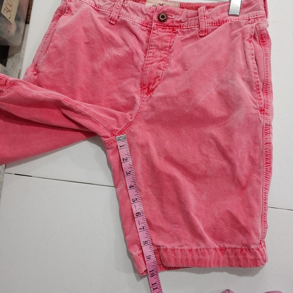 HOLLISTER BUTTON FLY JEAN SHORT - Picture 11 of 13